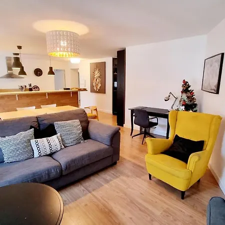 Elegant P4 Du Centre Historique * 尼姆