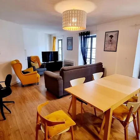 Elegant P4 Du Centre Historique Appartement Nîmes