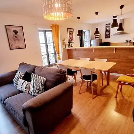 Elegant P4 Du Centre Historique * Nîmes