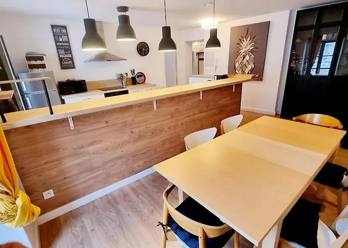 Appartement Elégant P4 Du Centre Historique *