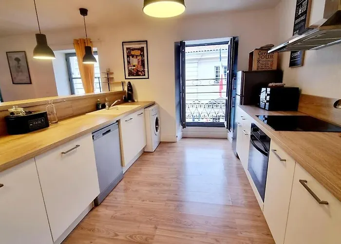 Elegant P4 Du Centre Historique 님