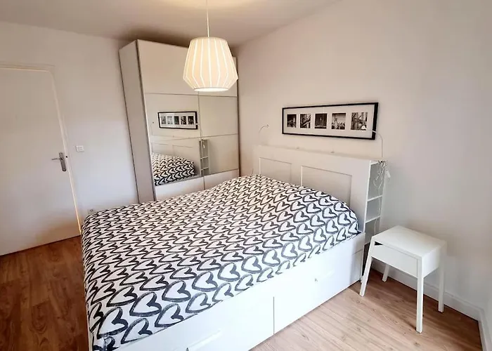 Apartment Elegant P4 Du Centre Historique *