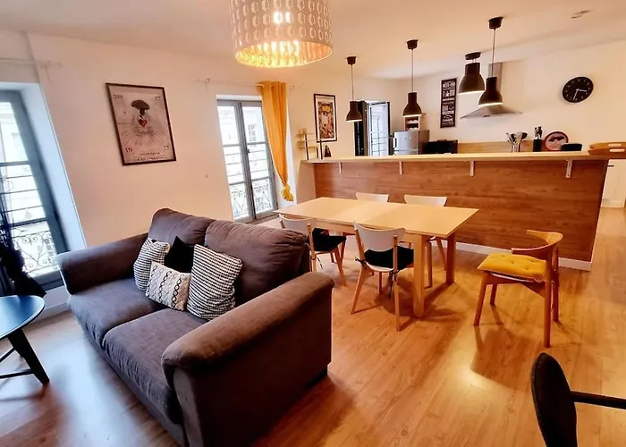 Elegant P4 Du Centre Historique * Nîmes